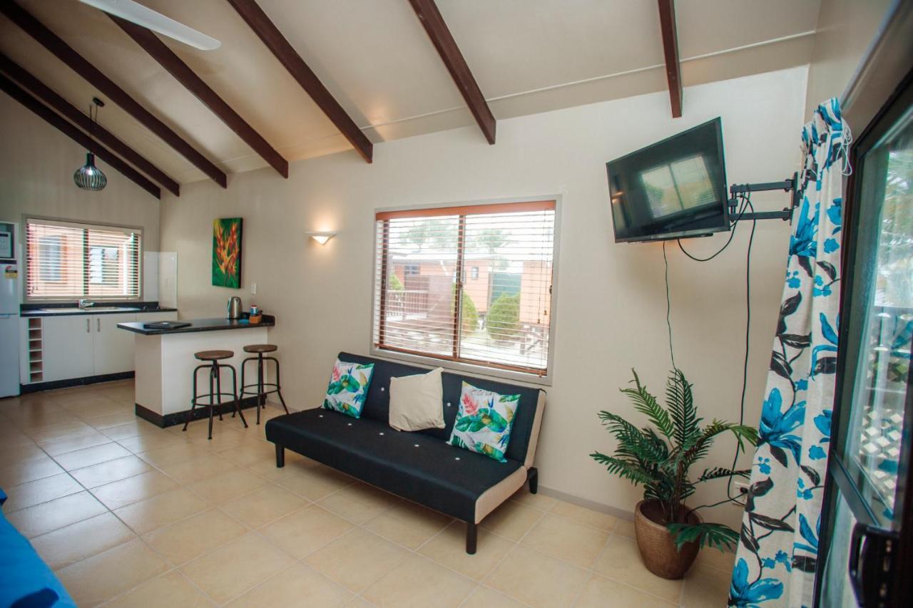Nikao Beach Bungalows Раратонга Экстерьер фото